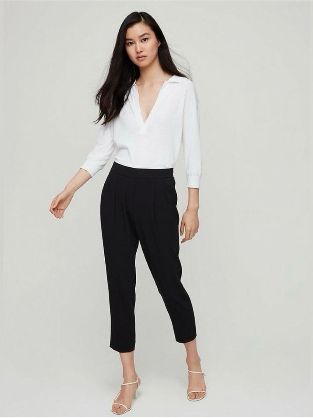 ARITIZIA Babaton Black Cropped Tailored Pants